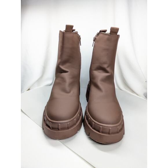 Forever 21 Chunky Chelsea Boots Womens 8 Brown Grunge Streetwear Rapper Vampire - Picture 2 of 8